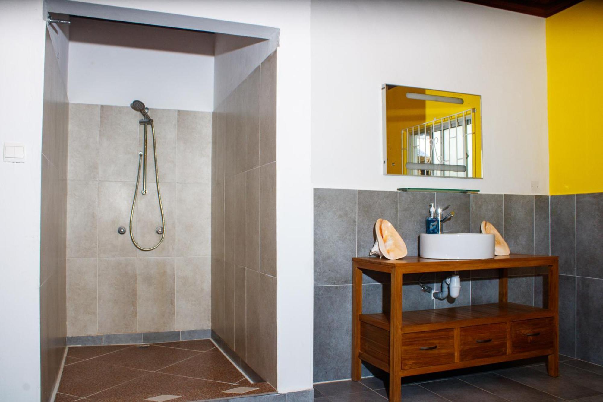 Nid'Aigle Lodge Baie Sainte-Anne Extérieur photo